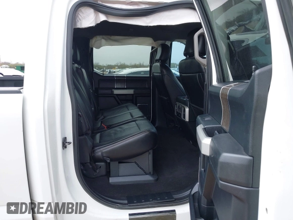 2020 Ford Super Duty F-250 SRW XL with VIN 1FT7W2BN1LEC69939, listed as a IAAI auction lot 41554902 with 112,559 mi miles. Bid and sale history available at carsss.com. Image 8.