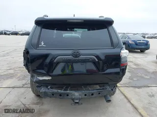 2019 Toyota 4Runner SR5 with VIN JTEBU5JR6K5725188, listed as a IAAI auction lot 41387925 with 96,544 mi miles. Bid and sale history available at carsss.com. Image 17.