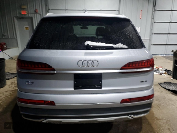 2020 Audi Q7 Premium Plus with VIN WA1LJAF71LD013450, listed as a Copart auction lot 44107015 with 74,335 mi miles and Salvage title. Bid and sale history available at DreamBid. Image 6.