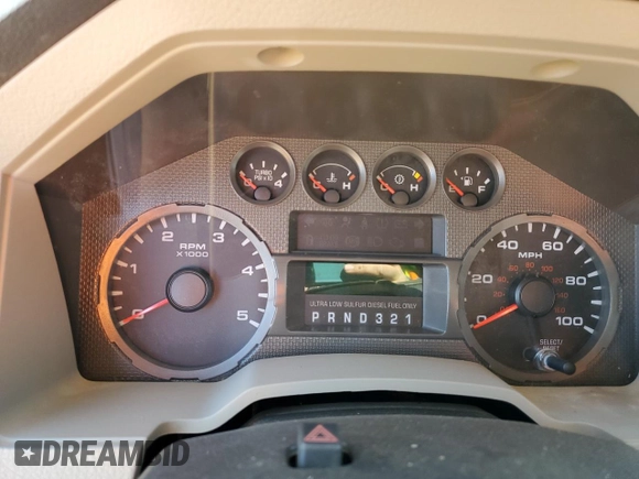 2010 Ford F-250 XL z VIN 1FTSX2BR9AEB41035, wystawiony jako Copart lot #83197184 z przebiegiem Nie podano mil oraz Szkody całkowita. Historia ofert i sprzedaży dostępna na DreamBid. Obrazek 9.