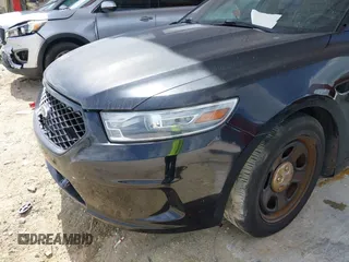 2013 Ford Police Interceptor z VIN 1FAHP2M81DG116904, wystawiony jako IAAI lot #42458831 z przebiegiem 120 614 mil mil oraz . Historia ofert i sprzedaży dostępna na DreamBid. Obrazek 13.