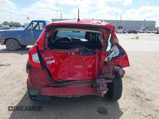 2015 Honda Fit LX with VIN 3HGGK5H55FM779294, listed as a IAAI auction lot 41771797 with 86,269 mi miles. Bid and sale history available at carsss.com. Image 17.