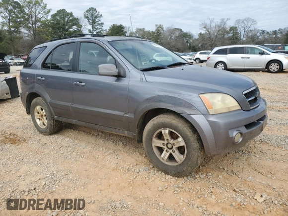 2005 Kia Sorento LX with VIN KNDJD733055403932, listed as a Copart auction lot 47476185 with 212,573 mi miles and Salvage Title. Bid and sale history available at carsss.com. Image 4.