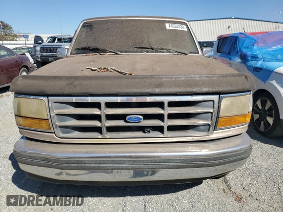 1992 Ford F-150 with VIN 1FTEX15N5NKA92195, listed as a Copart auction lot 74063034 with 273,388 mi miles and Salvage Title. Bid and sale history available at carsss.com. Image 5.