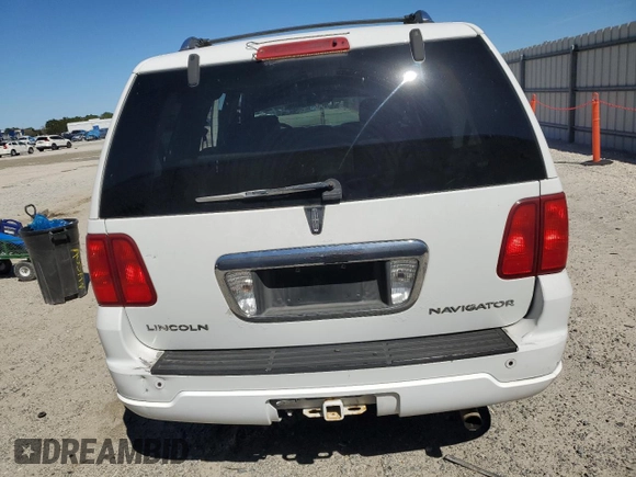 2006 Lincoln Navigator Luxury with VIN 5LMFU27596LJ21685, listed as a Copart auction lot 48166185 with 0 mi miles and Salvage Title. Bid and sale history available at carsss.com. Image 6.