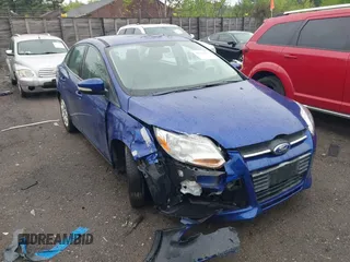 2012 Ford Focus SE with VIN 1FAHP3F23CL345654, listed as a IAAI auction lot 42231539 with 77,360 mi miles and . Bid and sale history available at DreamBid. Image 1.