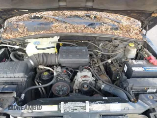 2002 Jeep Liberty Sport with VIN 1J4GL48K32W324864, listed as a IAAI auction lot 41962179 with 147,988 mi miles. Bid and sale history available at carsss.com. Image 10.