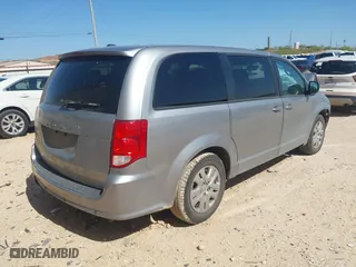 2018 Dodge Grand Caravan SE with VIN 2C4RDGBG3JR188244, listed as a IAAI auction lot 41982738 with 125,586 mi miles. Bid and sale history available at carsss.com. Image 4.