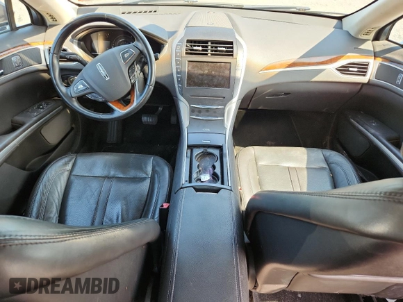 2013 Lincoln MKZ Hybrid z VIN 3LN6L2LU3DR812938, wystawiony jako Copart lot #63583725 z przebiegiem 129 717 mil mil oraz Czysty tytuł • Clean title. Historia ofert i sprzedaży dostępna na DreamBid. Obrazek 8.