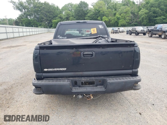 2006 Chevrolet Silverado 1500 LT1 with VIN 2GCEC13TX61211907, listed as a Copart auction lot 53746165 with 168,051 mi miles and Salvage Title. Bid and sale history available at carsss.com. Image 6.
