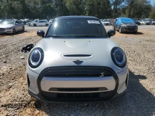 2023 MINI Hardtop Cooper SE z VIN WMW13DJ06P2S79659, wystawiony jako Copart lot #49746775 z przebiegiem 41 559 mil mil oraz Szkoda całkowita • Salvage title. Historia ofert i sprzedaży dostępna na DreamBid. Obrazek 5.