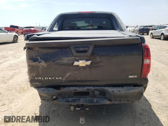 2008 Chevrolet Avalanche LT w/3LT with VIN 3GNFK12348G314525, listed as a Copart auction lot 64362094 with 213,218 mi miles and Salvage Title. Bid and sale history available at carsss.com. Image 6.