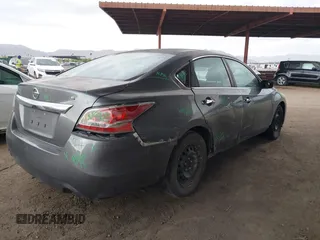 2015 Nissan Altima SL z VIN 1N4AL3AP6FC433909, wystawiony jako IAAI lot #42190877 z przebiegiem 187 777 mil mil oraz . Historia ofert i sprzedaży dostępna na DreamBid. Obrazek 4.