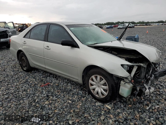 2005 Toyota Camry STD z VIN 4T1BE32K85U386267, wystawiony jako Copart lot #59219615 z przebiegiem 171 844 mil mil oraz Szkoda całkowita • Salvage title. Historia ofert i sprzedaży dostępna na DreamBid. Obrazek 4.