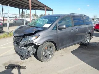 2020 Toyota Sienna SE with VIN 5TDXZ3DC7LS031564, listed as a IAAI auction lot 41710500 with 38,559 mi miles. Bid and sale history available at carsss.com. Image 21.