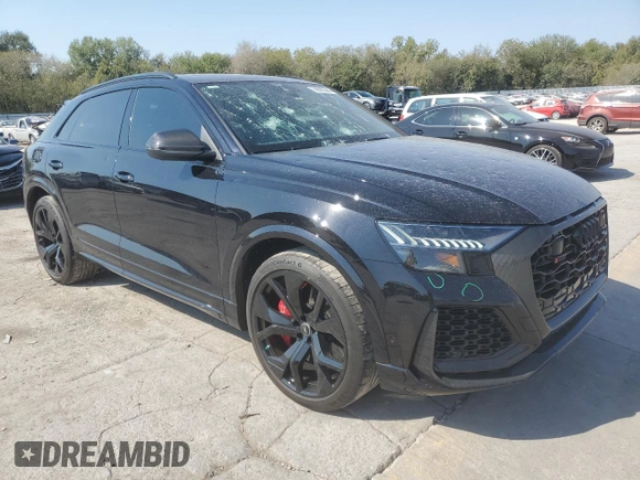 2021 Audi RS Q8 z VIN WU1ARBF15MD014208, wystawiony jako Copart lot #74697044 z przebiegiem 6665 mil mil oraz Tytuł czysty. Historia ofert i sprzedaży dostępna na DreamBid. Obrazek 4.