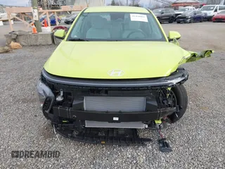 2025 Hyundai Kona SE with VIN KM8HA3AB2SU208504, listed as a IAAI auction lot 41458066 with 918 mi miles. Bid and sale history available at carsss.com. Image 12.