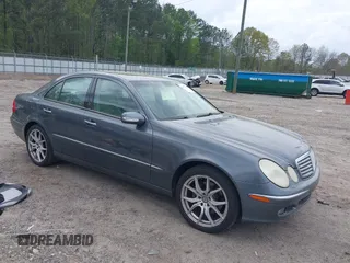 2006 Mercedes-Benz E-Class 3.5L with VIN WDBUF56J16A806413, listed as a IAAI auction lot 41936455 with 133,678 mi miles. Bid and sale history available at carsss.com. Image 1.