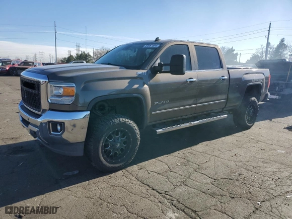 2015 GMC Sierra 3500HD SLT with VIN 1GT423E88FF189157, listed as a Copart auction lot 84967694 with 137,147 mi miles and Clean Title. Bid and sale history available at carsss.com. Image 1.