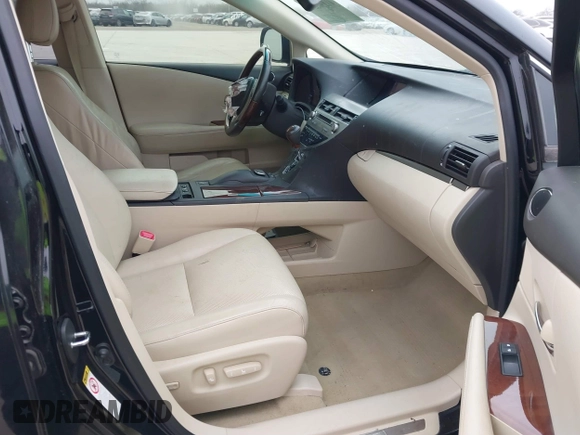 2013 Lexus RX 350 with VIN JTJZK1BA0D2006787, listed as a IAAI auction lot 41644927 with 124,808 mi miles and . Bid and sale history available at DreamBid. Image 5.