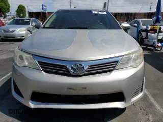 2014 Toyota Camry L with VIN 4T1BF1FK1EU443243, listed as a Copart auction lot 57177505 with 81,068 mi miles and Salvage Title. Bid and sale history available at DreamBid. Image 5.