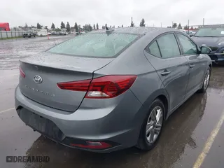 2019 Hyundai Elantra Preferred with VIN KMHD84LF5KU749255, listed as a IAAI auction lot 41712929 with 58,579 mi miles. Bid and sale history available at carsss.com. Image 4.