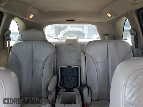 2005 Chrysler Pacifica с VIN 2C8GF78405R339494, выставлен на аукционе Copart как лот 57204005 с пробегом 178 290 миль миль и Списание • Salvage title. История ставок и продаж доступна на DreamBid. Изображение 10.