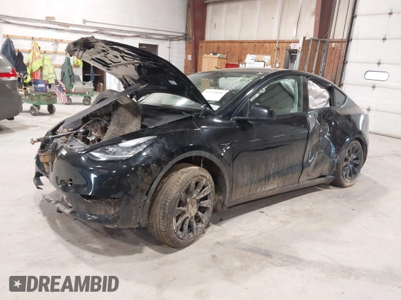 2022 Tesla Model Y Long Range z VIN 7SAYGDEE0NF342215, wystawiony jako IAAI lot #42136858 z przebiegiem 53 037 mil mil oraz . Historia ofert i sprzedaży dostępna na DreamBid. Obrazek 16.