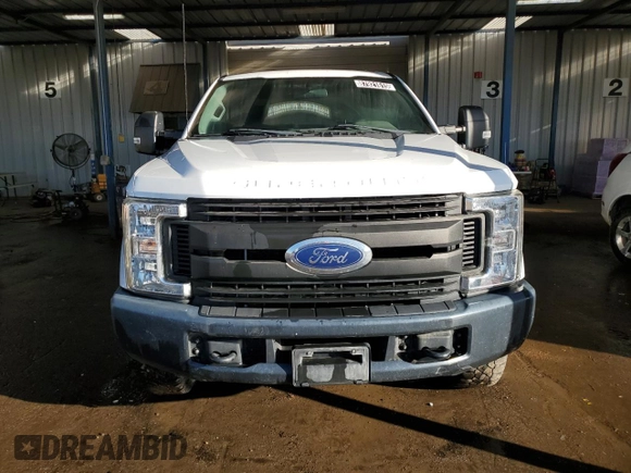 2018 Ford F-250 XL with VIN 1FD7X2B67JED02019, listed as a Copart auction lot 87921615 with 169,759 mi miles and Clean title. Bid and sale history available at DreamBid. Image 5.