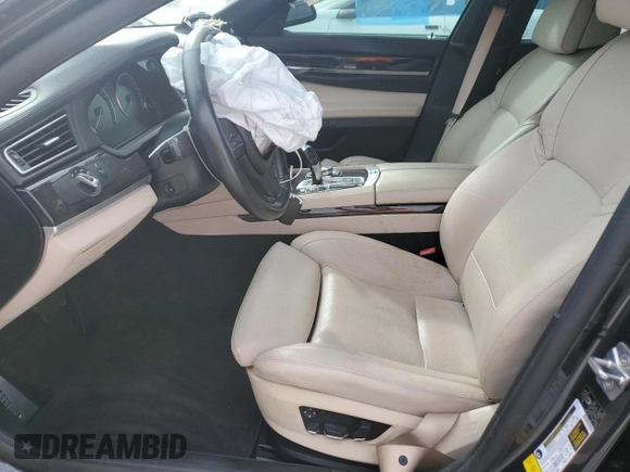 2011 BMW 7 Series 740Li with VIN WBAKB4C53BC574284, listed as a Copart auction lot 86628084 with 77,760 mi miles and Salvage title. Bid and sale history available at DreamBid. Image 7.