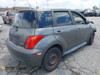 2004 Scion xA z VIN JTKKT624840054017, wystawiony jako IAAI lot #42255268 z przebiegiem 182 913 mil mil oraz . Historia ofert i sprzedaży dostępna na DreamBid. Obrazek 4.