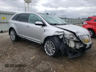 2011 Lincoln MKX z VIN 2LMDJ8JK2BBJ32076, wystawiony jako Copart lot #53683345 z przebiegiem 131 501 mil mil oraz Szkoda całkowita • Salvage title. Historia ofert i sprzedaży dostępna na DreamBid. Obrazek 4.
