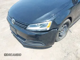 2013 Volkswagen Jetta SE z VIN 3VWDP7AJ7DM311471, wystawiony jako IAAI lot #42574345 z przebiegiem 81 760 mil mil oraz . Historia ofert i sprzedaży dostępna na DreamBid. Obrazek 6.