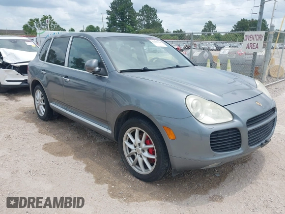 2005 Porsche Cayenne Turbo z VIN WP1AC29P25LA90019, wystawiony jako IAAI lot #42295764 z przebiegiem 164 927 mil mil oraz . Historia ofert i sprzedaży dostępna na DreamBid. Obrazek 1.