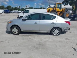 2019 Nissan Versa SV с VIN 3N1CN7AP9KL853119, выставлен на аукционе IAAI как лот 40735788 с пробегом 89 922 миль миль и . История ставок и продаж доступна на DreamBid. Изображение 14.