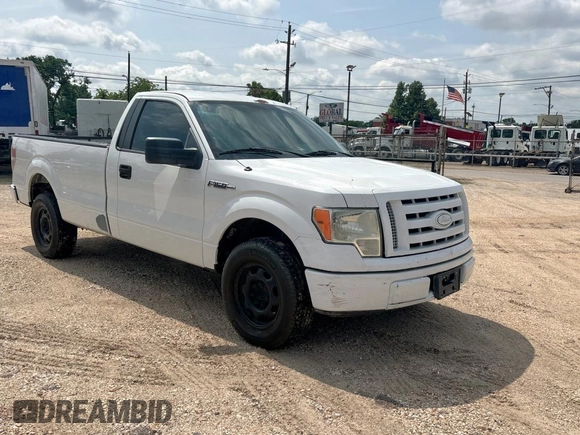 2012 Ford F-150 XL with VIN 1FTPF1CF1CKE39185, listed as a Copart auction lot 59417685 with 225,024 mi miles and Clean title. Bid and sale history available at DreamBid. Image 1.