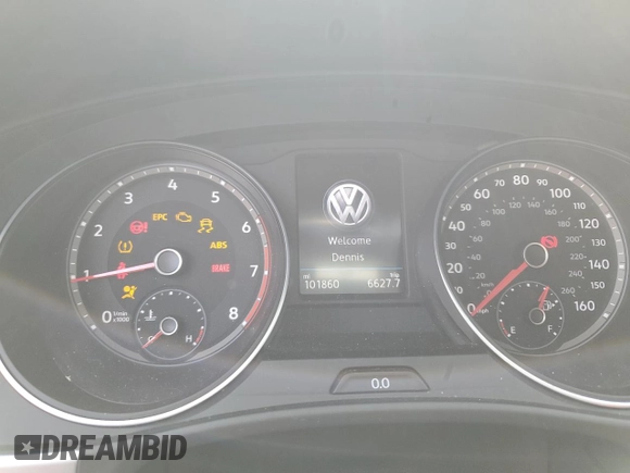 2018 Volkswagen Atlas SE with VIN 1V2PR2CA4JC555911, listed as a Copart auction lot 61905125 with 101,860 mi miles and Salvage title. Bid and sale history available at DreamBid. Image 9.