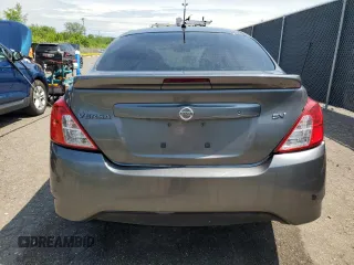 2019 Nissan Versa SV z VIN 3N1CN7AP5KL832221, wystawiony jako Copart lot #61361015 z przebiegiem 145 684 mil mil oraz Czysty tytuł • Clean title. Historia ofert i sprzedaży dostępna na DreamBid. Obrazek 6.