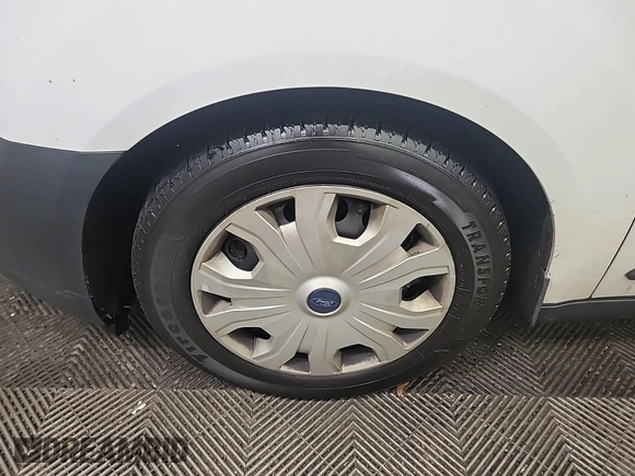 2019 Ford Transit Connect XL with VIN NM0LS7E21K1392264, listed as a IAAI auction lot 42666481 with 113,009 mi miles and . Bid and sale history available at DreamBid. Image 25.