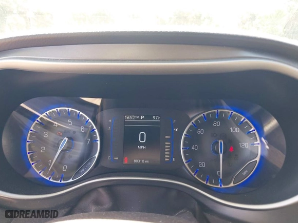 2018 Chrysler Pacifica Touring L with VIN 2C4RC1BG7JR217406, listed as a IAAI auction lot 41963578 with 80,310 mi miles. Bid and sale history available at carsss.com. Image 15.