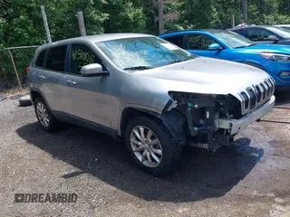 2016 Jeep Cherokee Limited with VIN 1C4PJMDB9GW240055, listed as a IAAI auction lot 42510018 with 105,425 mi miles and . Bid and sale history available at DreamBid. Image 1.