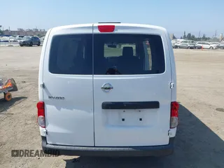 2019 Nissan NV200 SV with VIN 3N6CM0KN4KK710439, listed as a IAAI auction lot 42648330 with 33,060 mi miles and . Bid and sale history available at DreamBid. Image 17.