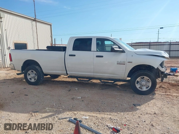 2017 Ram 2500 Tradesman с VIN 3C7WR5HJ5HG744455, выставлен на аукционе IAAI как лот 42216613 с пробегом 93 145 миль миль и . История ставок и продаж доступна на DreamBid. Изображение 13.