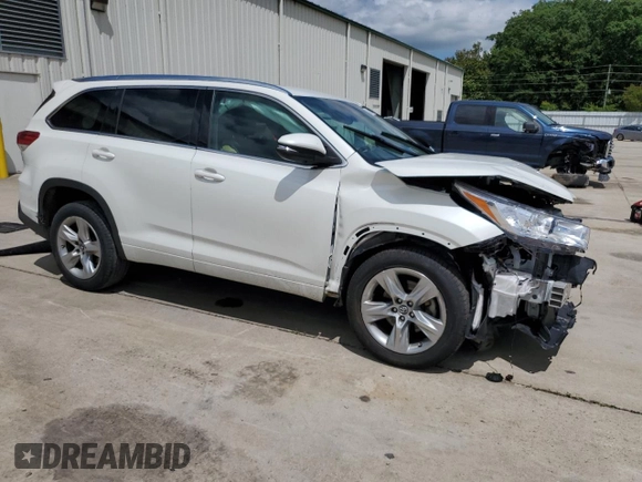 2017 Toyota Highlander Limited with VIN 5TDYZRFH8HS202829, listed as a Copart auction lot 58391795 with 81,957 mi miles and Salvage title. Bid and sale history available at DreamBid. Image 4.