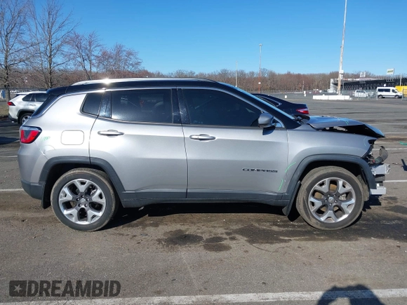 2018 Jeep Compass Limited with VIN 3C4NJCCB6JT489123, listed as a IAAI auction lot 41824477 with 101,291 mi miles and . Bid and sale history available at DreamBid. Image 13.