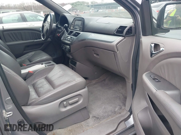 2008 Honda Odyssey EX-L with VIN 5FNRL38718B115950, listed as a IAAI auction lot 41957715 with 226,033 mi miles and . Bid and sale history available at DreamBid. Image 5.