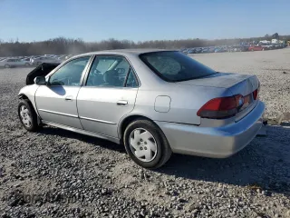 2001 Honda Accord LX with VIN 1HGCG16441A037753, listed as a Copart auction lot 47382605 with 249,442 mi miles and Salvage title. Bid and sale history available at DreamBid. Image 2.