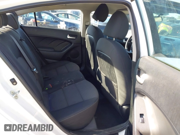 2018 Kia Forte LX with VIN 3KPFL4A73JE170771, listed as a IAAI auction lot 41809290 with 87,755 mi miles. Bid and sale history available at carsss.com. Image 8.