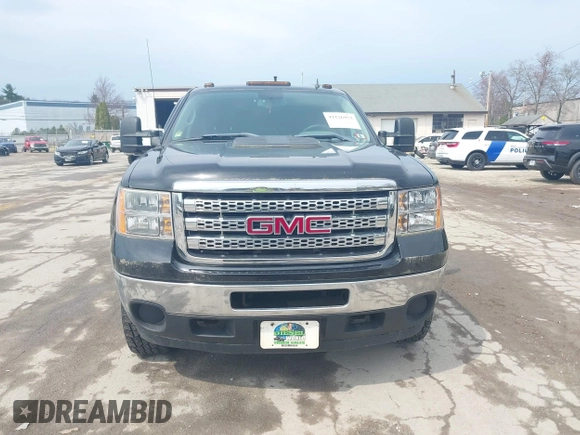 2011 GMC Sierra 2500HD Work Truck z VIN 1GT22ZC82BZ459036, wystawiony jako IAAI lot #42126973 z przebiegiem 122 296 mil mil oraz . Historia ofert i sprzedaży dostępna na DreamBid. Obrazek 12.