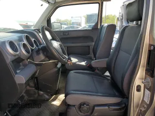 2003 Honda Element EX with VIN 5J6YH28503L009639, listed as a Copart auction lot 54396725 with 142,056 mi miles and Salvage Title. Bid and sale history available at DreamBid. Image 7.